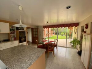 81810118500311425365892479248166770422342950394158714637873630343281480663706