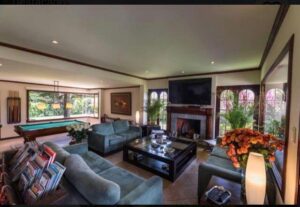 84969773432743723812783113851878562626228977574980529312750203790917677707779 4