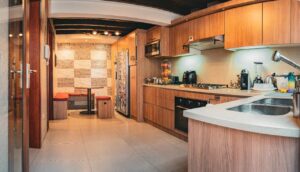 6653338 112914011791885778937095768506209188690094663426622497939140355246361521976461