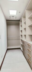 7666565 43724204158102557606833964229353823004871285151637630256109321280403576954322